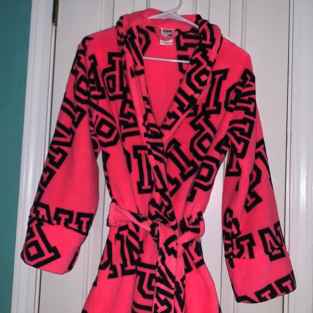PINK Victoria’s Secret Robe